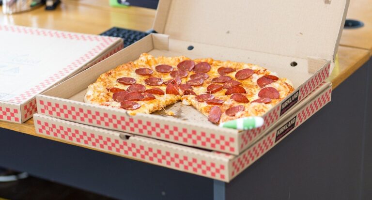 entrega take-away de pizza